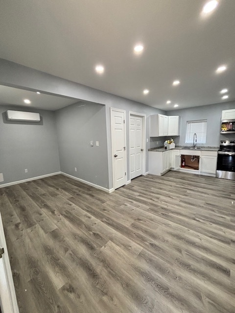 Building Photo - 9 E North St