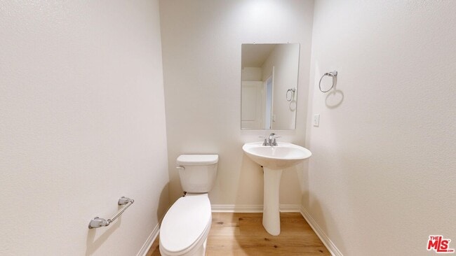 Building Photo - 2410 E Agave St