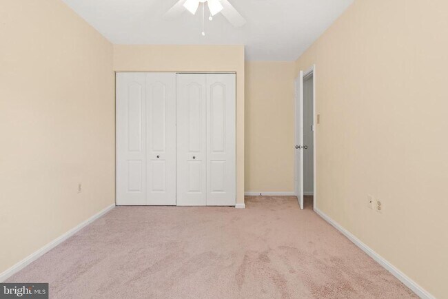 Building Photo - 26 Wessex Ct