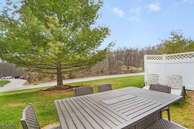 Building Photo - 29 Winding Way