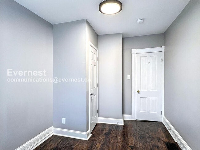 Building Photo - 1134 Myrtle Ave