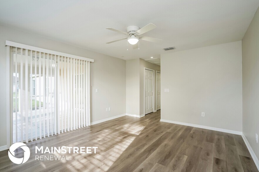 Building Photo - 1223 NW 9th Ave