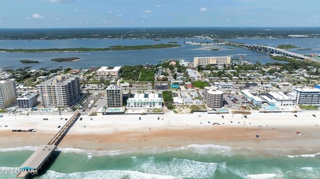 Building Photo - 3637 Cardinal Blvd