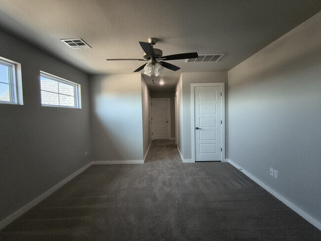 Building Photo - 6259 NW 178th Cir