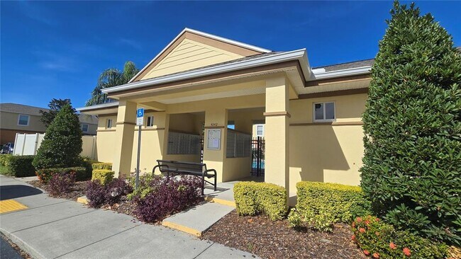 Building Photo - 4085 Shadetree Ln