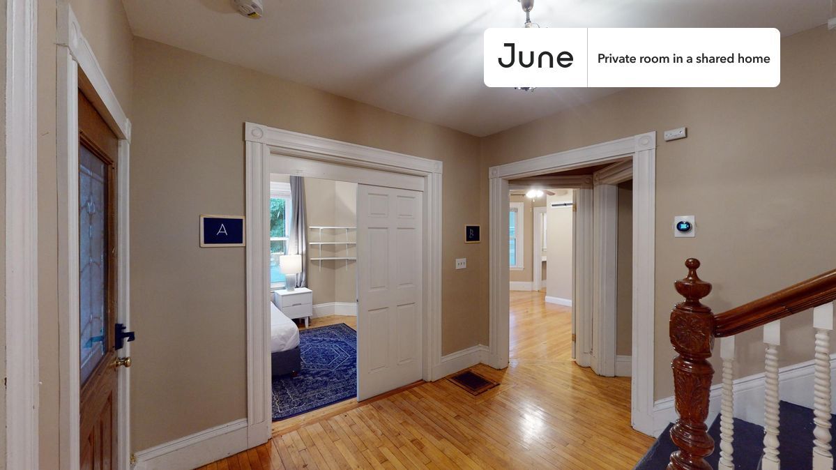 Building Photo - Room in Shared 6 bed/2 bath home