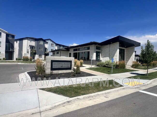 Building Photo - 543 S 1020 W
