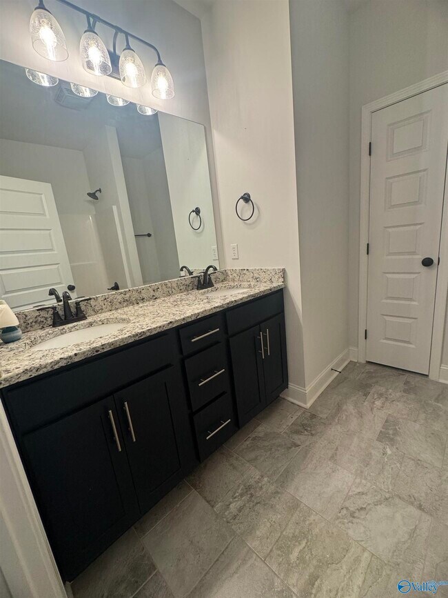 Building Photo - 12893 Hudbug Dr