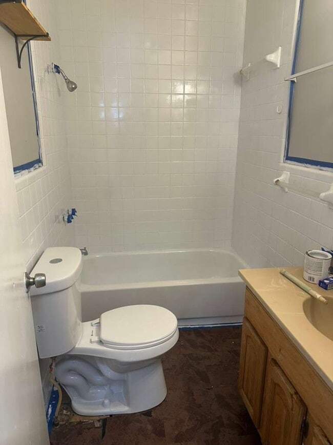 Building Photo - 829 S Lipscomb St