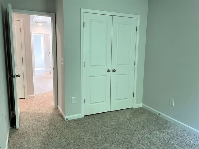 Building Photo - 2130 New Garden Rd