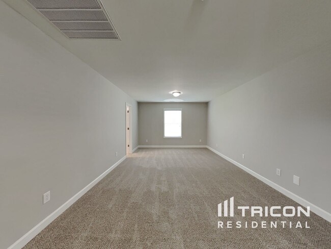 Building Photo - 7337 Ethans Way