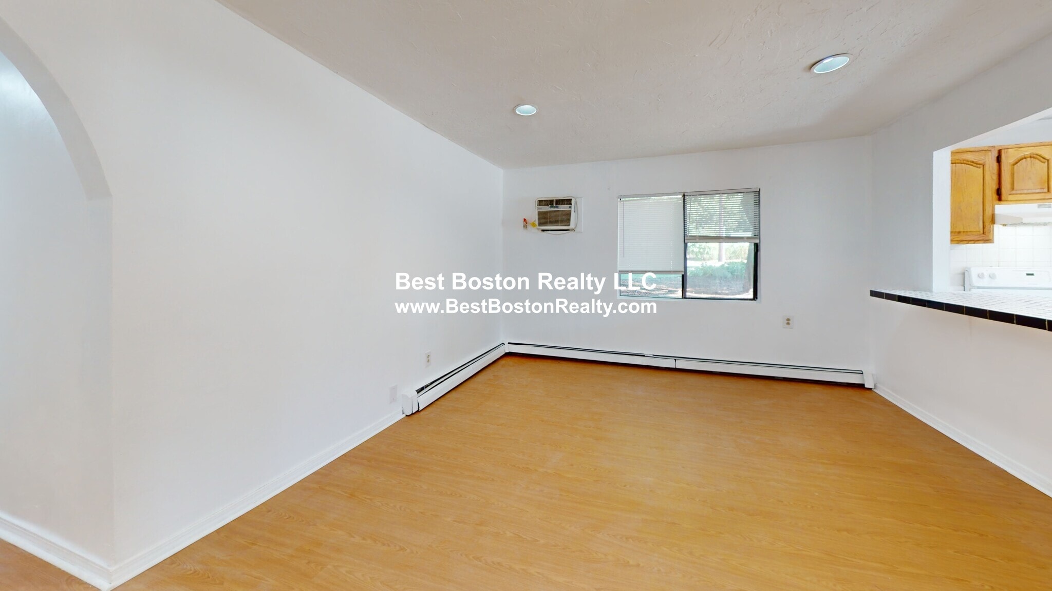 Building Photo - 100 Fellsview Ter