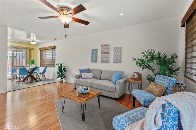 Building Photo - 126 Capistrano Ave