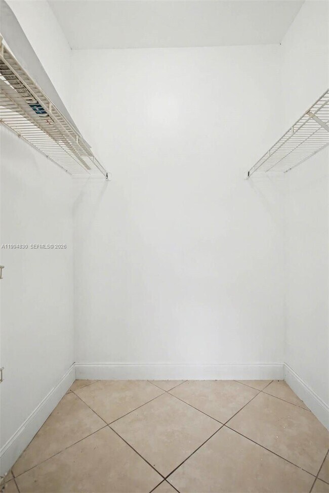 Building Photo - 1731 NW 96th Terrace