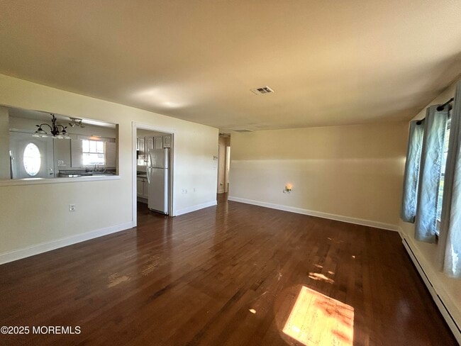 Building Photo - 246B Jefferson Ct