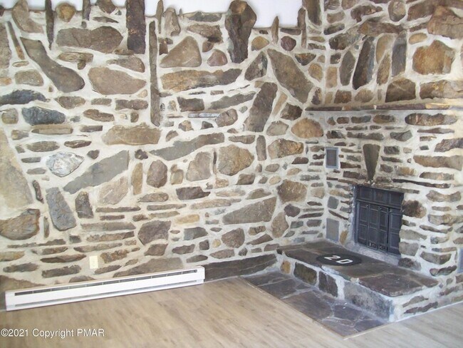 Building Photo - 334 Timber Hill Rd