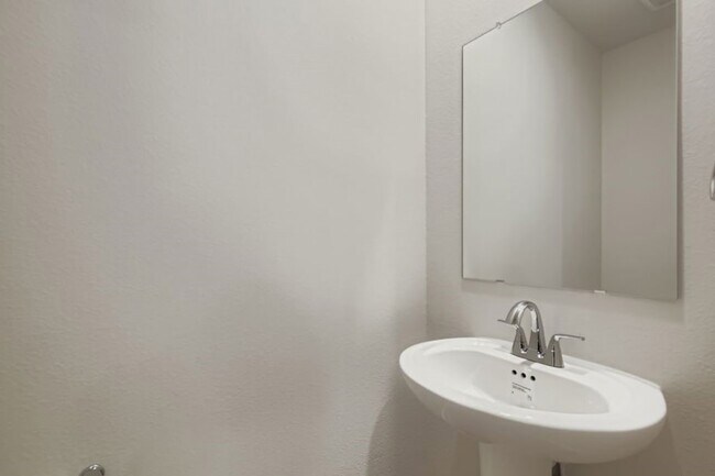 Building Photo - 8023 Heroes Hall Dr