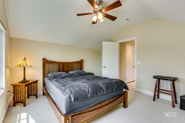 Building Photo - 932 Westmoor Rd