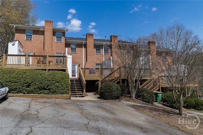 Building Photo - 156 Sleepy Creek Dr