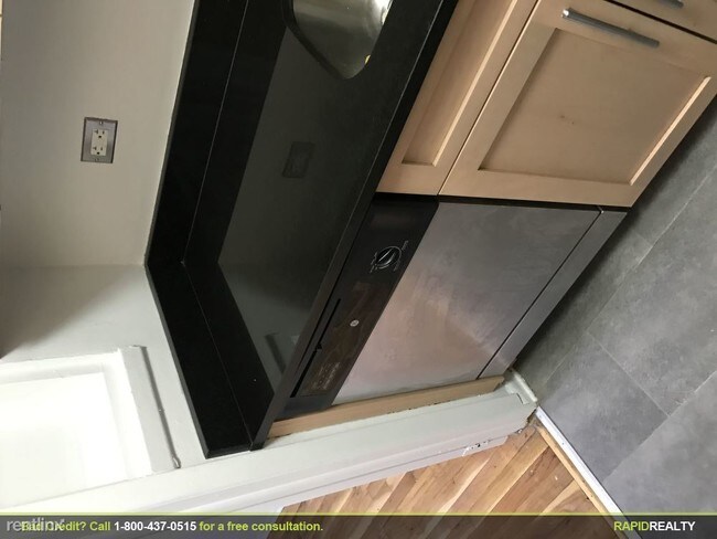 Building Photo - 2770 Ocean Ave