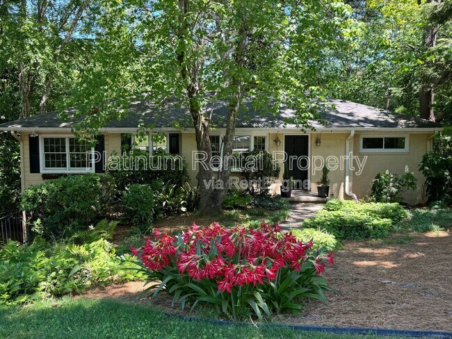 Primary Photo - 383 Springdale Dr NE