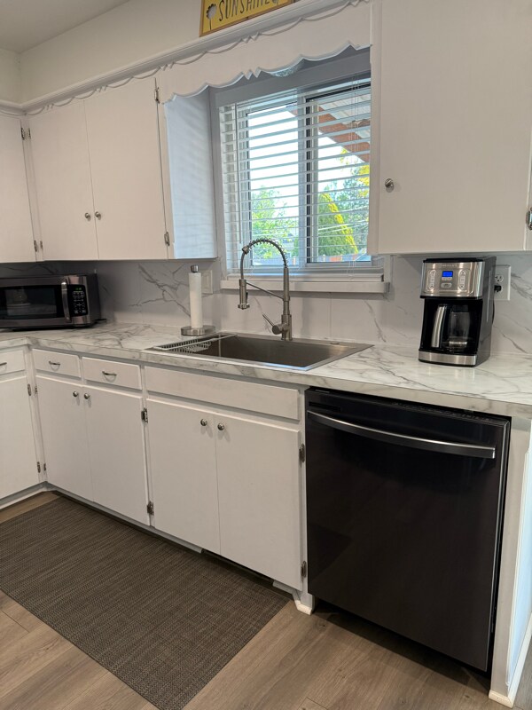 Building Photo - 506-533 33 Rd