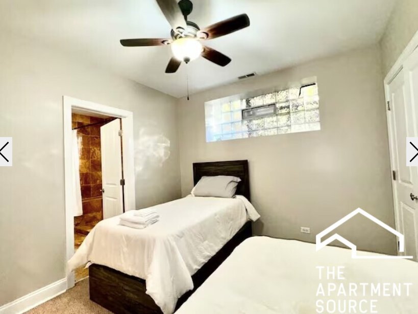 Building Photo - 3935 S Wells St