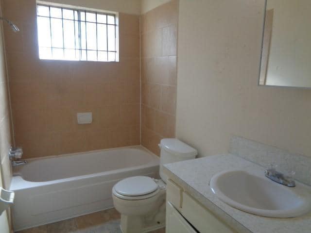 Building Photo - 4207 Boynton Dr