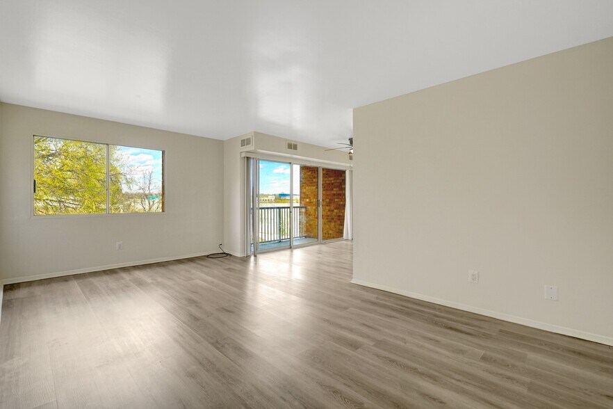 Building Photo - 2904 Kings Chapel Rd