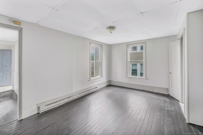 Building Photo - 28 2nd Ave