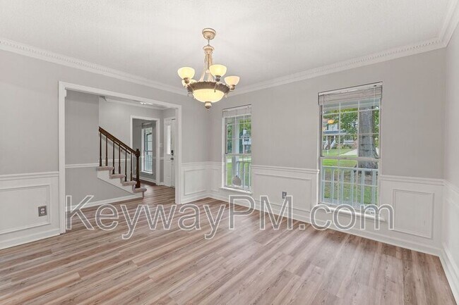 Building Photo - 511 Adams Mill Ln