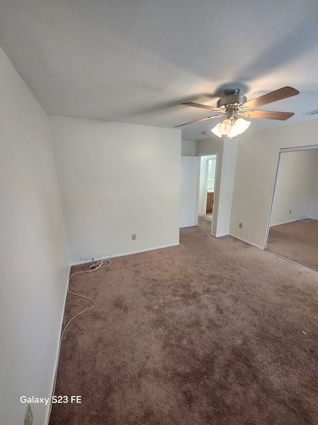 Building Photo - Single-Story home in Chino ready for you to move right in!