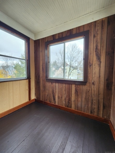 Building Photo - 106 Lyons St