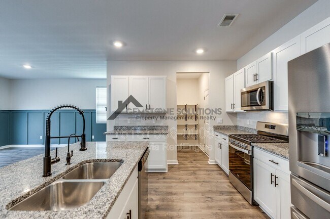 Building Photo - 8054 Typhani Wy