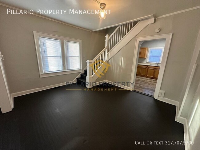 Building Photo - 28 N LaSalle-