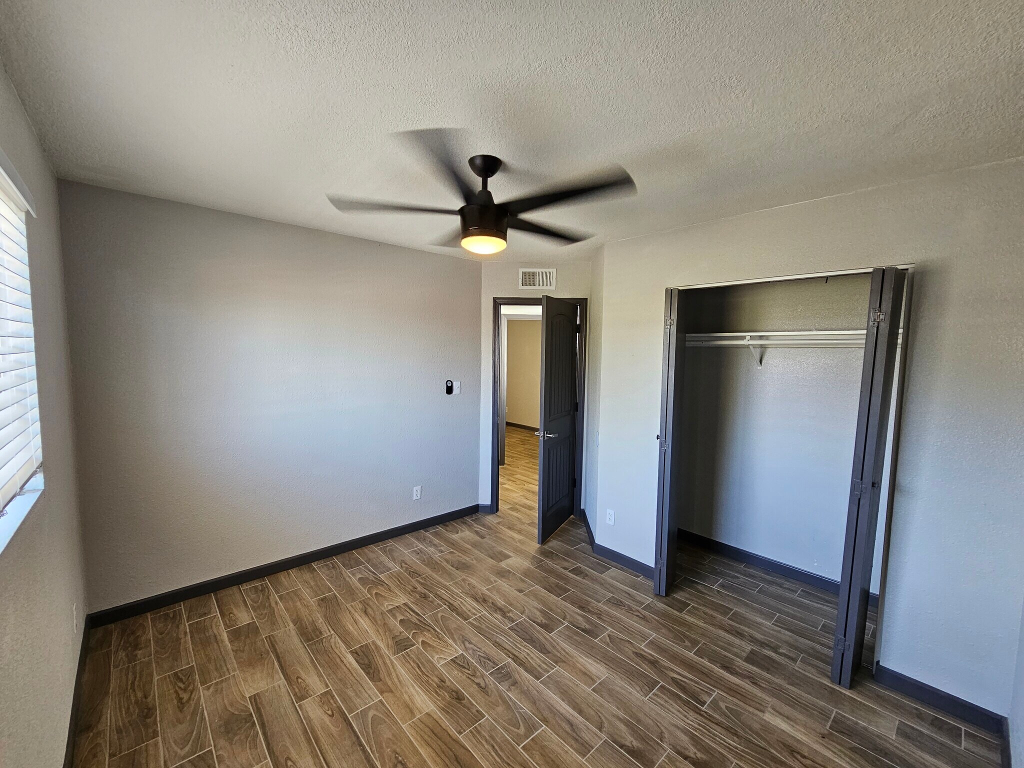 Building Photo - 1766 E Pepper Cir