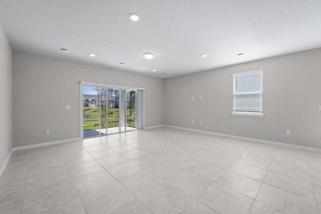 Building Photo - New Construction Townhome