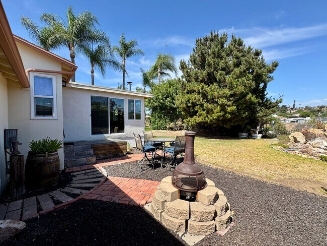 Building Photo - Upgraded, Charming House in La Mesa 2Bd/1Ba, Attached Garage, Large Backyard