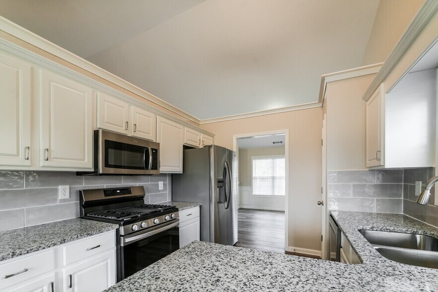 Building Photo - 3904 O'brian Ct