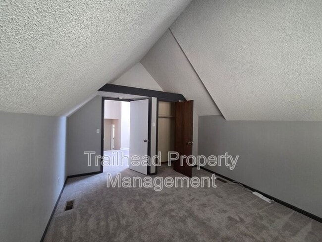 Building Photo - 13325 W 104th St