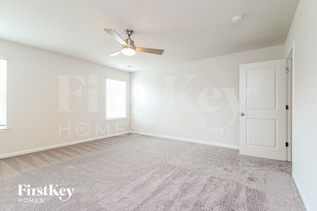 Building Photo - 621 Goldburn Wy