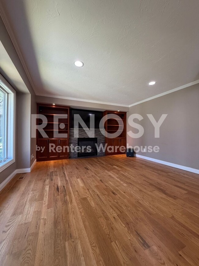 Building Photo - Available August 3rd 3 Bedroom 2.5 Bath Single Family Home in Prior Lake