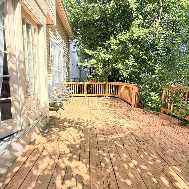 Building Photo - 4953 S Ridgeside Cir