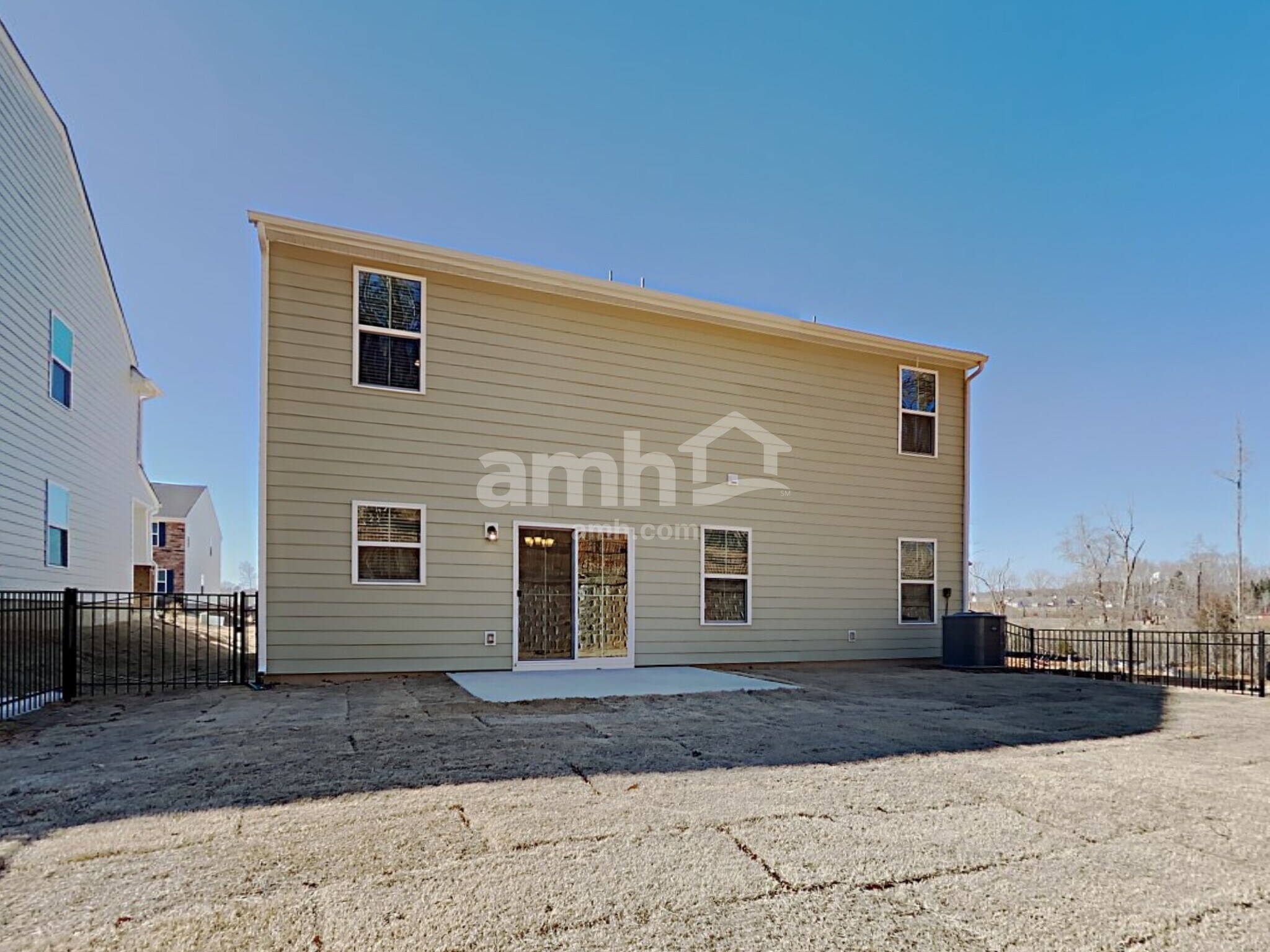 Building Photo - 5066 Twin River Dr