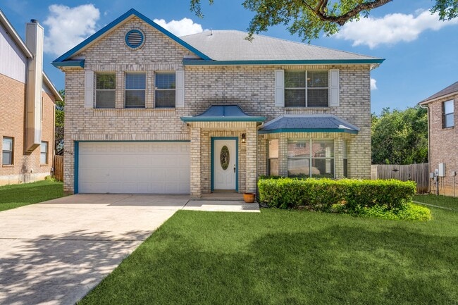 Building Photo - Amazing LOCATION! DeZavala & IH-10 Four Be...