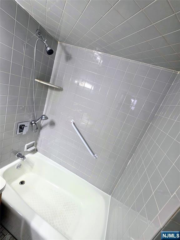 Building Photo - 245 Beech St