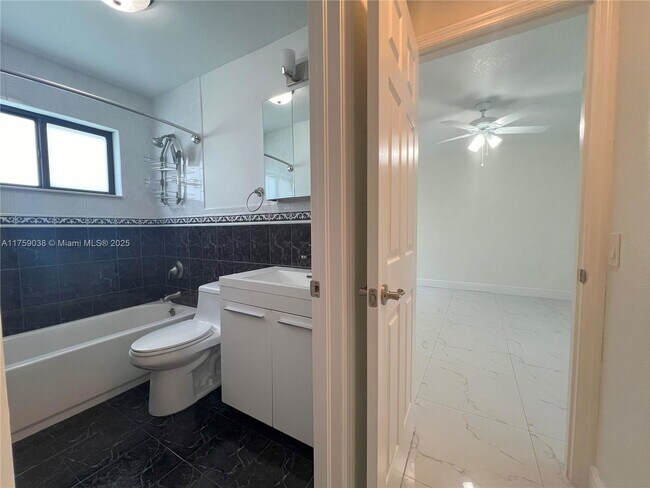 Building Photo - 8735 SW 54th Terrace