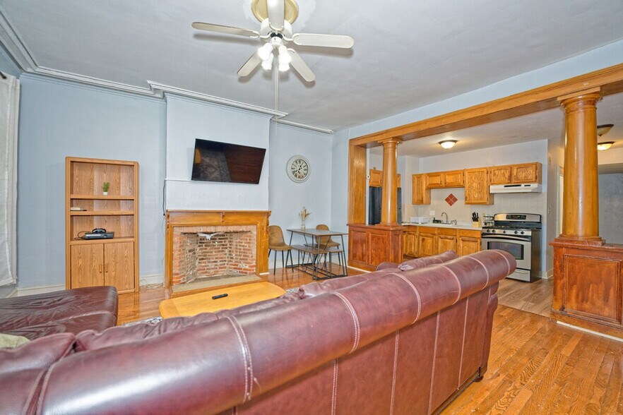 Building Photo - 84 Madison Ave