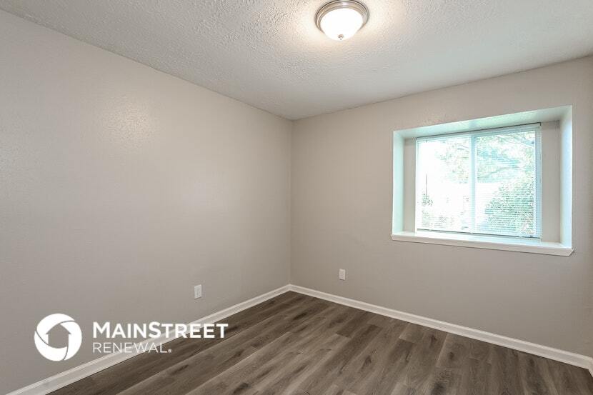 Building Photo - 4922 Crestway Dr