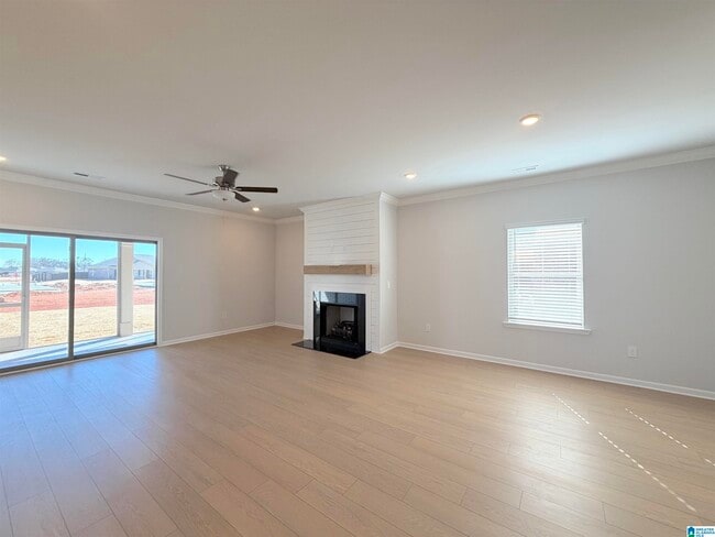 Building Photo - 214 Stockyard Cir